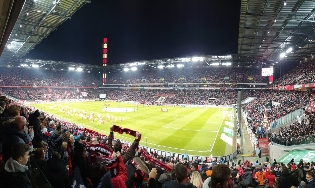 Ontdek VI-Travel — Dé specialist in voetbalreizen en sportbeleving